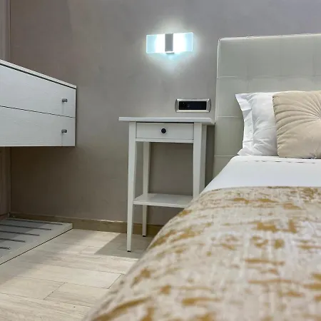 Rose Suite-3